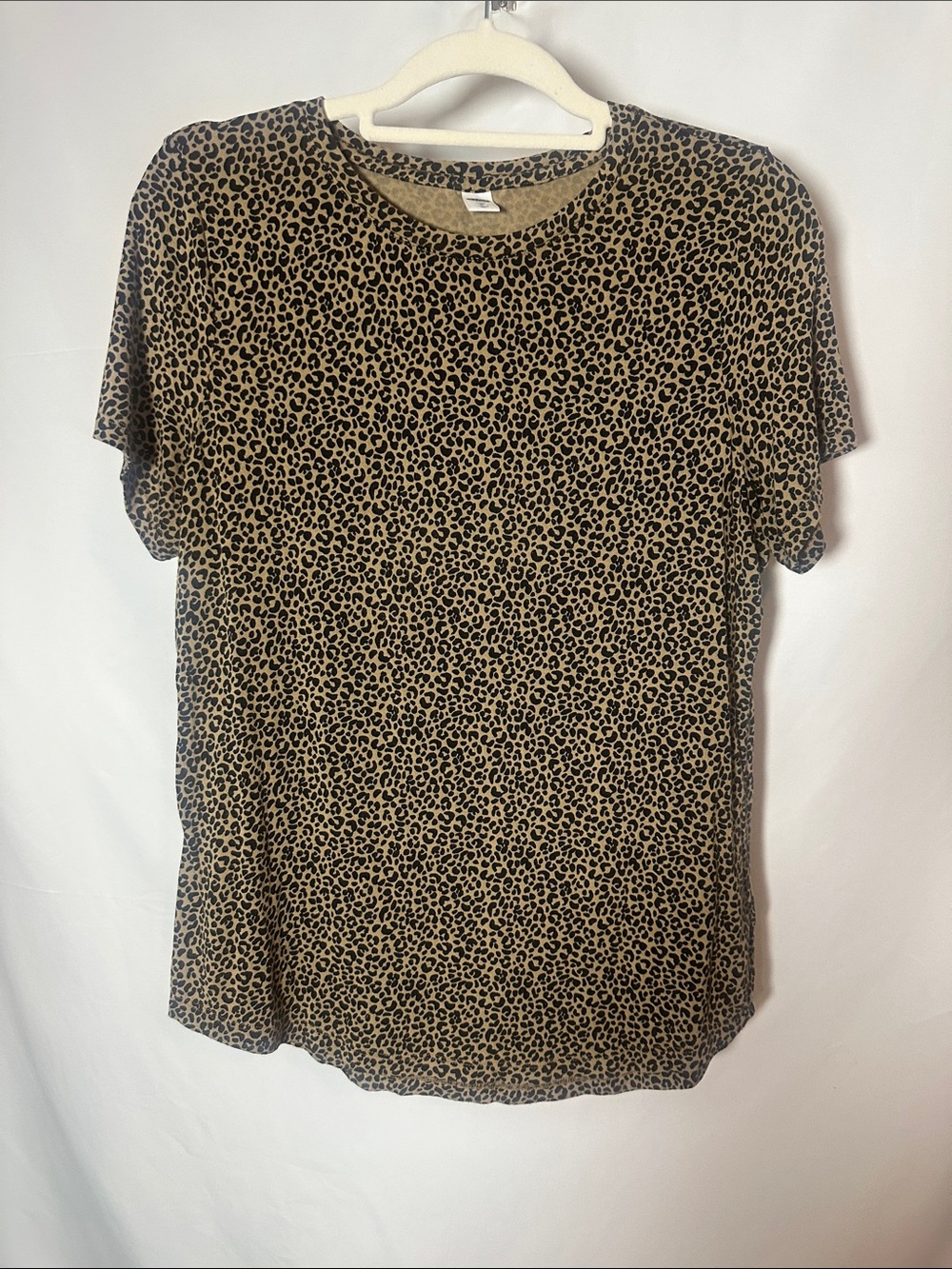 Old Navy Leopard Print Short Sleeve Tee in Tan and Black